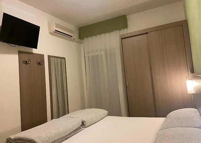 Florida Hotel 2*