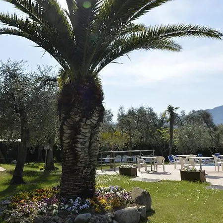 Florida 2* マルチェージネ