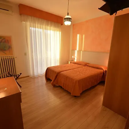 Florida ホテル マルチェージネ