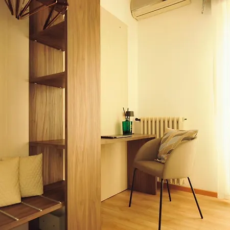 Florida ホテル 2*