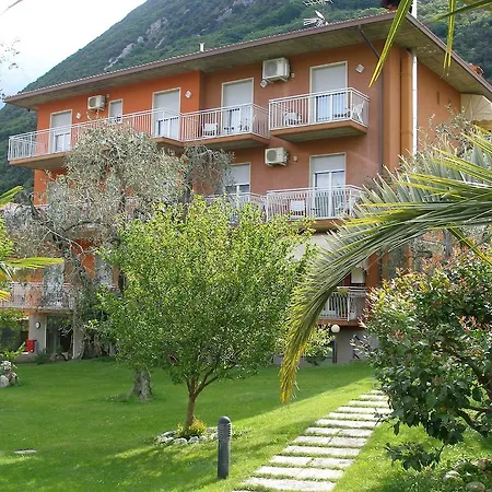 ホテル Florida 2*